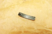 P08 Luger Parabellum - SPRĘŻYNA ZATRZASKU MAGAZYNKA