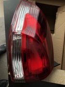 Renault Clio IV kombi lampa lewa błotnika tył