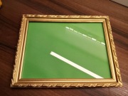 Drewniana rama ramka Retro z ornamentem w kolorze starego złota