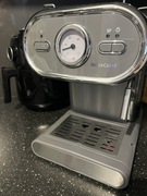 Ekspres ciśnieniowy kolbowy Silvercrest na kawe mieloną