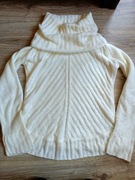 Śliczny damski sweter 