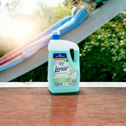 Lenor Professional Płyn Koncentrat Do Płukania Fresh Zielony 5L