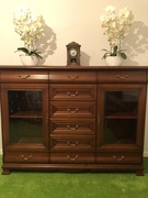 Zestaw mebli drewnianych do salonu