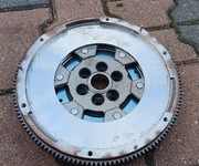  Dwumasa nowa oryginalna, koło dwumasowe 2.0 TDI Vw Skoda 04L105266B