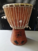 STARY ORYGINALNY ... AFRYKAŃSKI BĘBEN  DJEMBE  !!!
