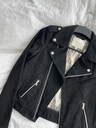 Czarna kurtka skórzana zamszowa ramoneska francuskiej marki Maje rozmiar XS