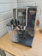 Ekspres DeLonghi DINAMICA
