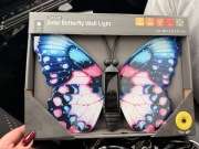 Oświetlenie solarne latający motyl led solar różowo niebieski  