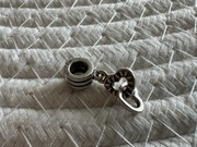 Pandora oryginalny charms zawieszka splecione serca