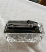 Zapalniczka vintage wykonana ze szkła kryształowego