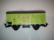 Piękny dwuosiowy wagon kryty na drobnicę zielony Piko H0 Okazja!