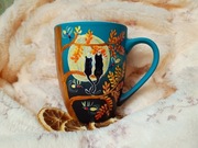 Romantyczna kocia noc ze świetlikami pełnia księżyca ręcznie malowany