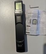 Cyfrowy trenażer akordów gitarowych IRIN Pocket Guitar Chord Trainer.