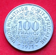 100  Franków 1971 r  -   Afryka Zachodnia    Ryba Piła   stan  !!!   