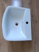 Umywalka ścienna ceramiczna Koło  50 x 42