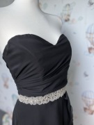 Sukienka na Sylwestra Wieczorowa sukienka gorsetowa czarna