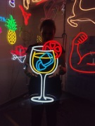 Aperol Spritz Neon Napis LED. Koktajl Reklama Świetlna