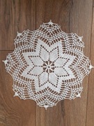 SERWETKA WYKONANA  NA SZYDEŁKU śr 26 cm (2) 