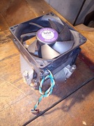 Chłodzenie procesora, radiator z wentylatorem 