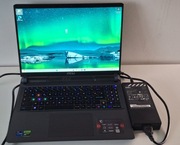 MSI Vector 16HX A13V RTX 4080 16` 144hz i9 13980HX 32gb ram 512 GB ssd