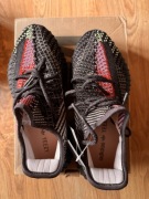 Yeezy boost 350 v2 yecheil reflective