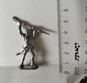 Stary metalowy żołnierzyk z lat 50-60