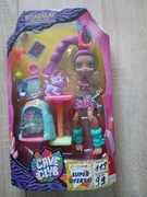 Cave Club Roaralai opiekunka kotów