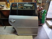 prawe tylne drzwi do Tourana srebrne