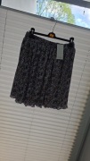 Reserved XL nowa spodnoczka mini 