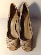 Czółenka skórzane GINO ROSSI