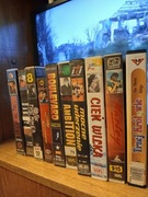 Lou Diamond Phillips vhs 10 kaset Aktor znany z Labamby plus 3 vhsy gratis 