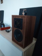 Monitory made in China pod lampe