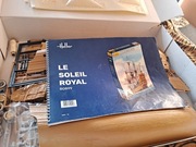 Plastikowy model żaglowca w skali 1:100 