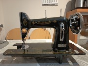 Stara maszyna do szycia Łucznik 