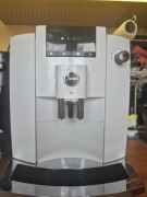 Ekspres Jura E4 Piano White