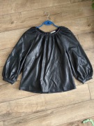 Damska bluzka ze skóry ekologicznej Pull & Bear M