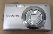 Aparat cyfrowy Nikon Coolpix S3000, uruchamia się, nietestowany 