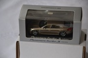 Porsche Panamera turbo S Executive 1/43 Minichamps