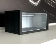 Garaż 1:18 LED - Ekspozycja z podświetleniem