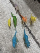 Zestaw zabawek dinozaury