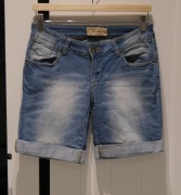 *DIVERSE* świetne spodenki 36 S