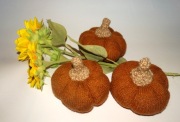 Zestaw 3 wełnianych dyń, dekoracyjna na jesień , handmade