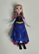 FIGURKA ANNA SIOSTRA ELZY KRAINA LODU Disney