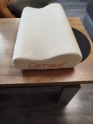Qmed Poduszka ORTOPEDYCZNA do spania PROFILOWANA MEMORY FOAM z Pamięcią
