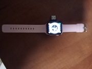 Smartwatch sprawno-uszkodzony różowy z ładowarka T500+pro