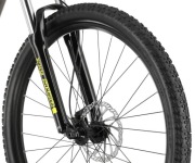 Nowy amortyzator znanej marki Sr Suntour wyposażony w regulację skoku.