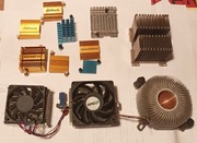 Chłodzenia radiatory różne z płyty głównej i kart.