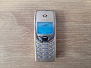 Stary telefon komórkowy NOKIA 6510