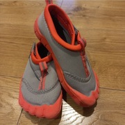 Buty do wody,basenu,morza, dla dziewczynki,kształt stopy, Rozmiar 28