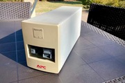 Zasilacz awaryjny APC Back-UPS 600